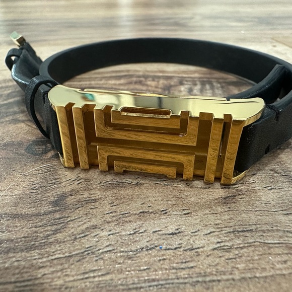 Tory Burch Double Wrap Fit Bit Holder Bracelet - Picture 3 of 5